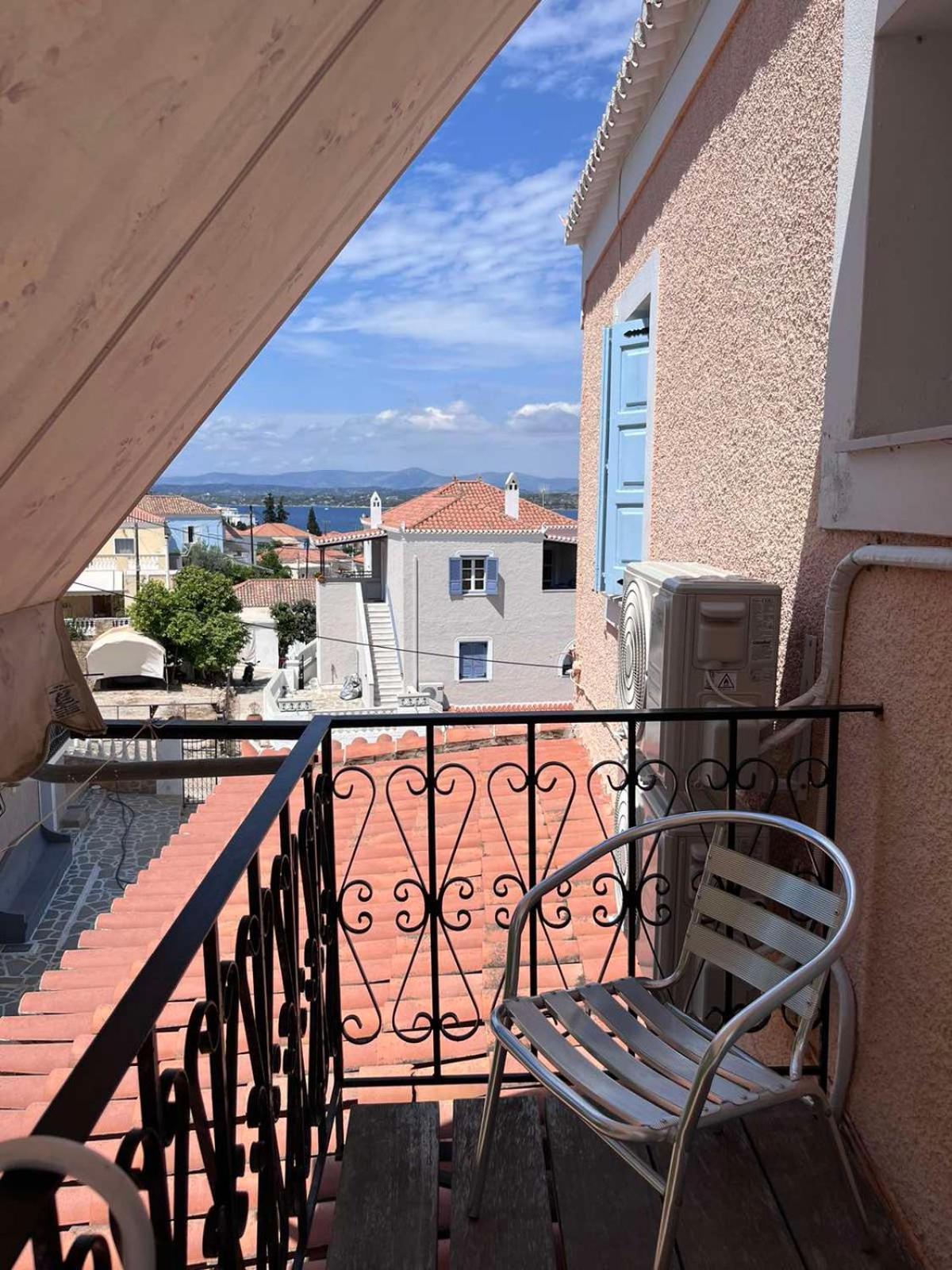 Captain'S Studios Σπέτσες Εξωτερικό φωτογραφία